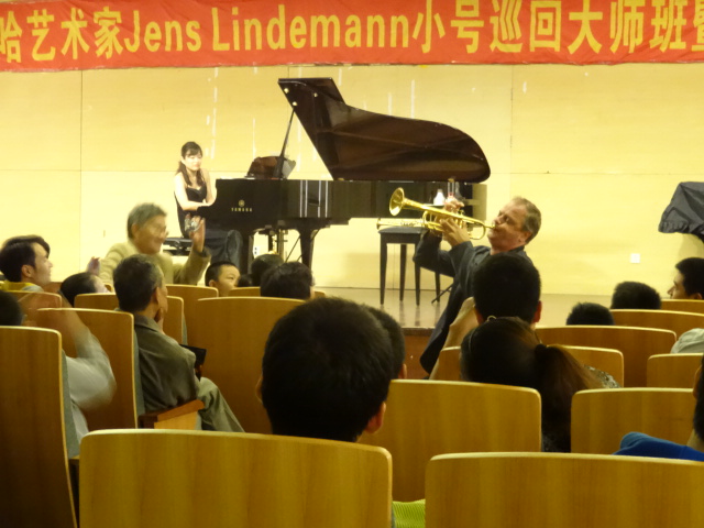 合乐HL8小号表演艺术家Jens Lindemann（彦斯·林德曼）荣获加拿大勋章